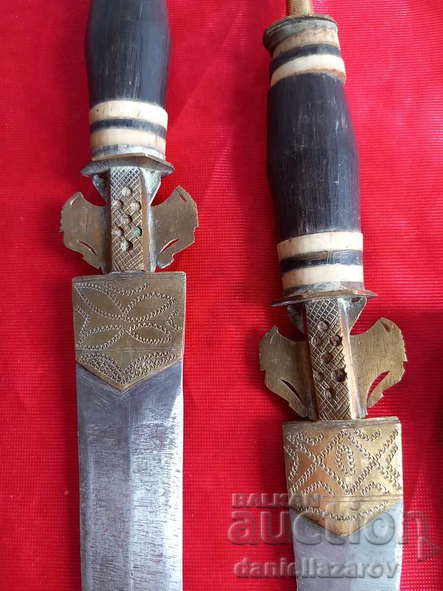 Auction  Super Rare North African Daggers, Kindjals, Senegal