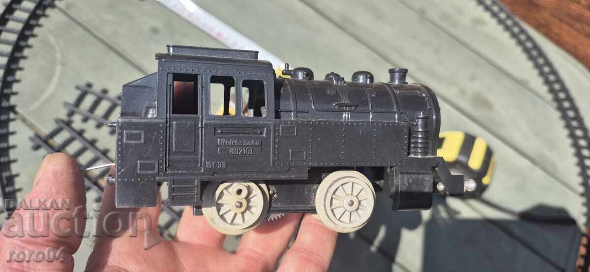 OLD GERMAN TIN TRAIN - 2 - 6