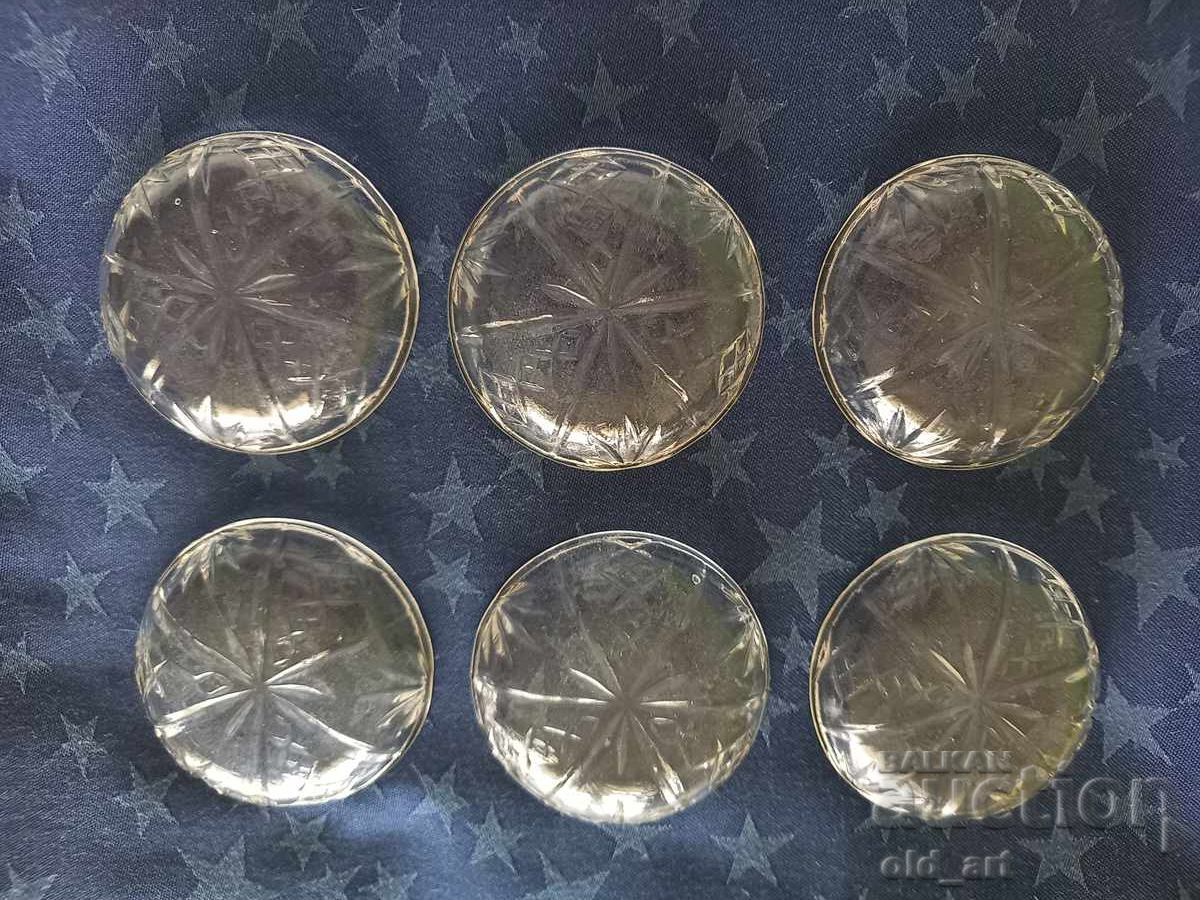 Farfurioare pentru dulciuri, mici cu preț 10.00 BGN | € 5.11