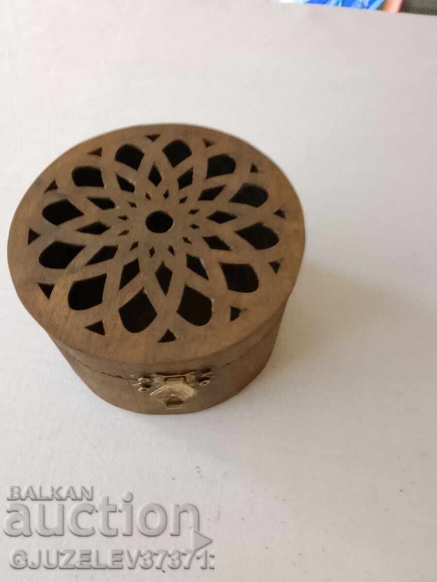 Ξύλινο κουτί για κοσμήματα