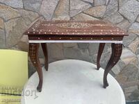 CHIPPENDALE STYLE TABLE WITH INLAY BEAUTY - 490 X 280 X 410 MM