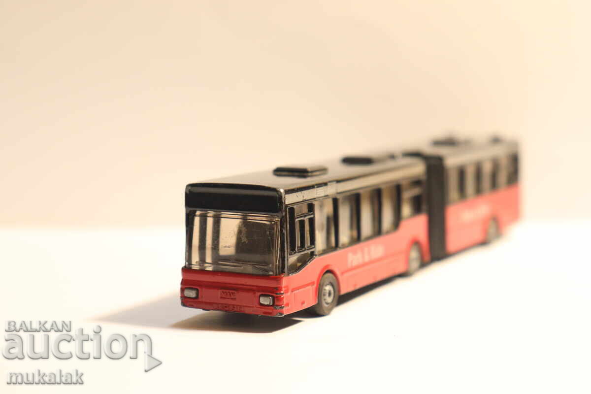 Delivery of 1:87 H0 SCHUCO MAN BUS MODEL CAR Delivery of 1:87 H0 SCHUCO MAN BUS MODEL CAR