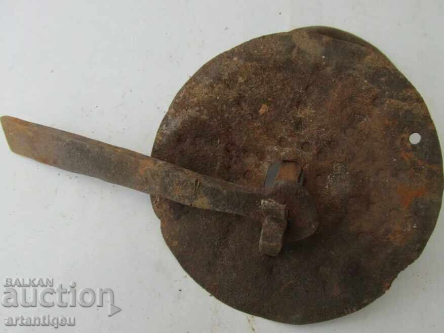 Αντίκα σφυρήλατη σιδερένια λαβή πόρτας του 19ου αιώνα – σπάνια - 5