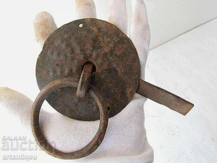 Αντίκα σφυρήλατη σιδερένια λαβή πόρτας του 19ου αιώνα – σπάνια