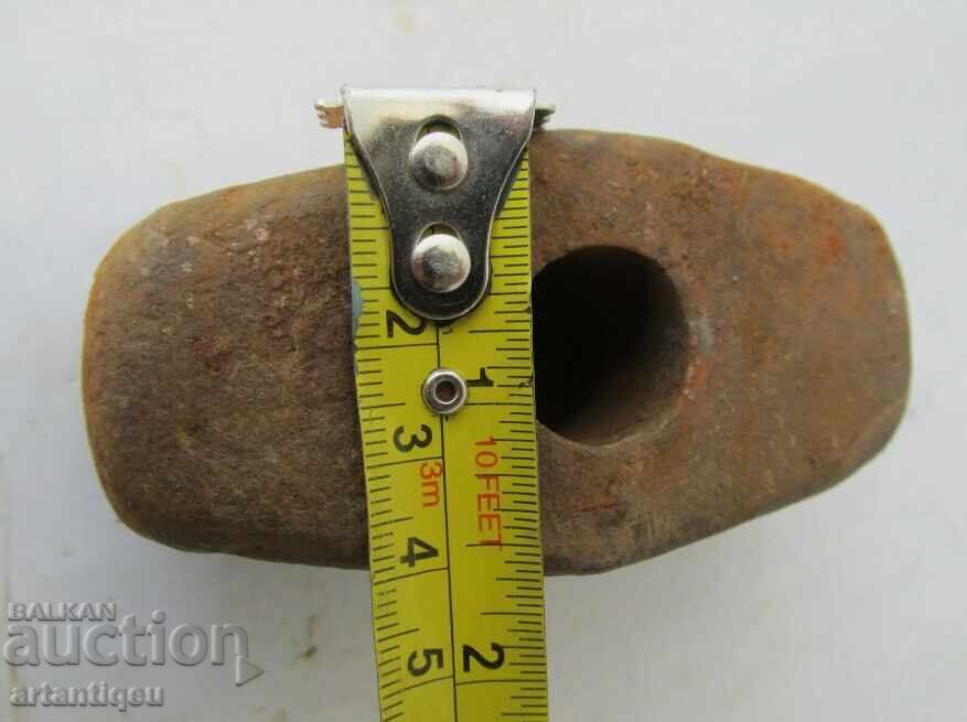 Cap de ciocan medieval vechi din fier cu preț 40.00 BGN | € 20.45