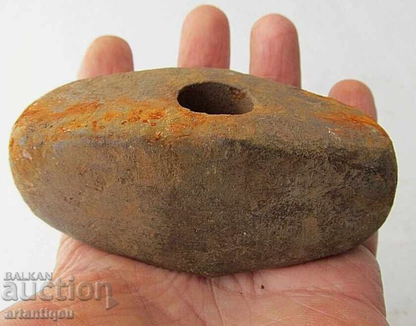 Cap de ciocan medieval vechi din fier
