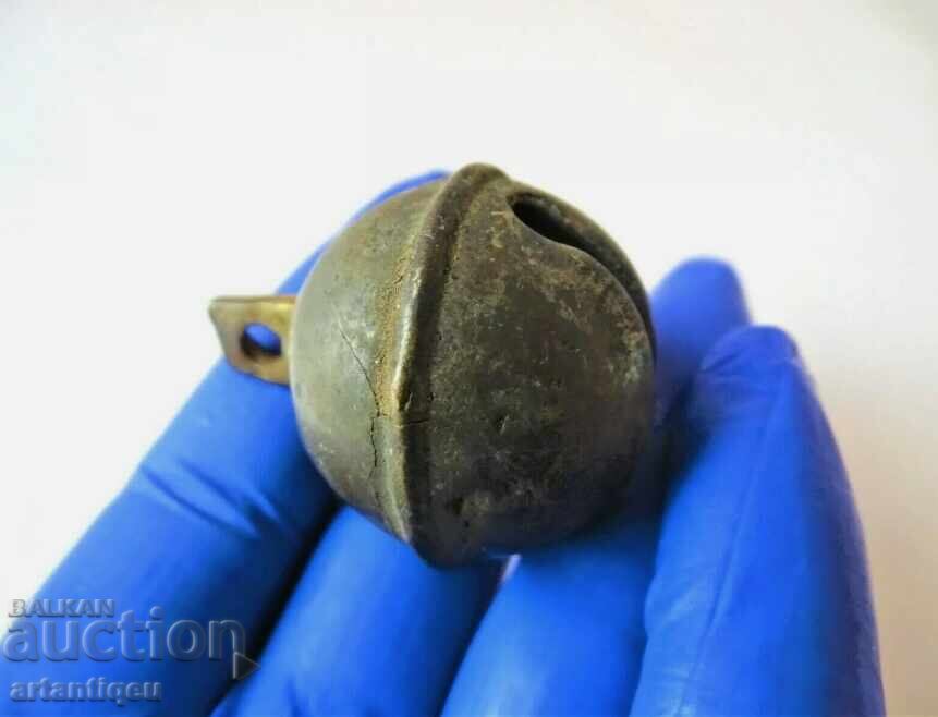 Auction  Ancient bronze bell - chime