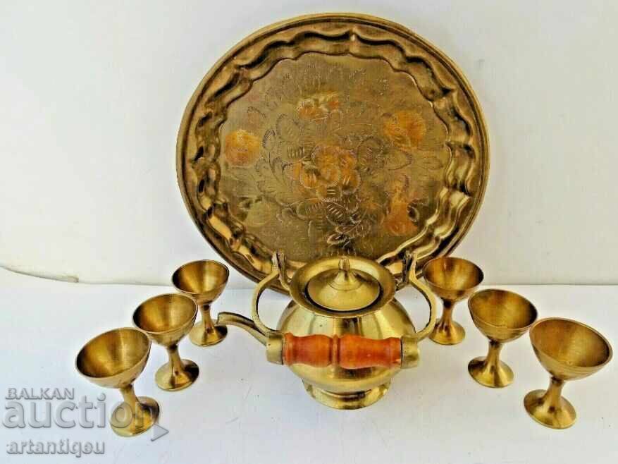 Set antic din bronz și alamă - cești, ceainic și tavă