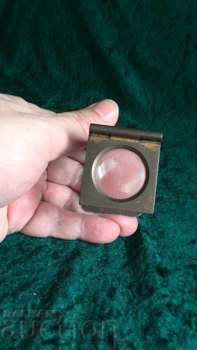 Livrarea Lupă de bijuterie antică germană din bronz sau alamă Livrarea Lupă de bijuterie antică germană din bronz sau alamă