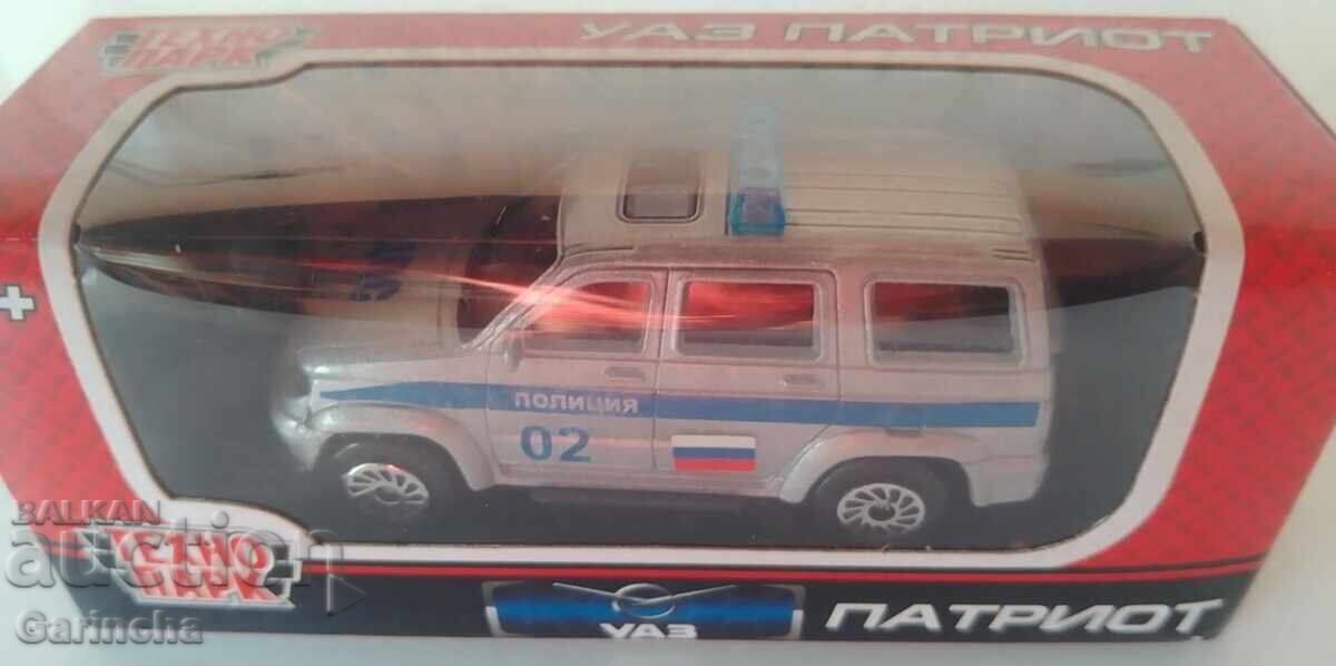 UAZ Patriot 1/72 with price 15.00 BGN | € 7.67