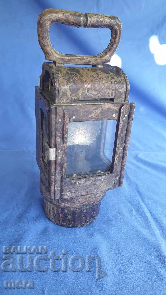 Lampă cu carbid germană din Al Doilea Război Mondial