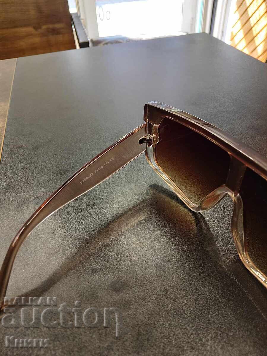 Licitație Ochelari de soare Licitație Ochelari de soare