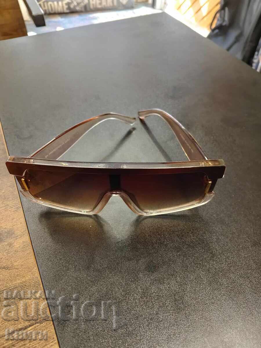 Доставка на Слънчеви очила