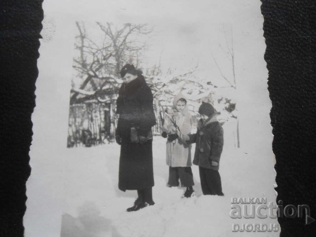 Old photograph, "Surovaki", 1941, village Dolna Oryahovitsa