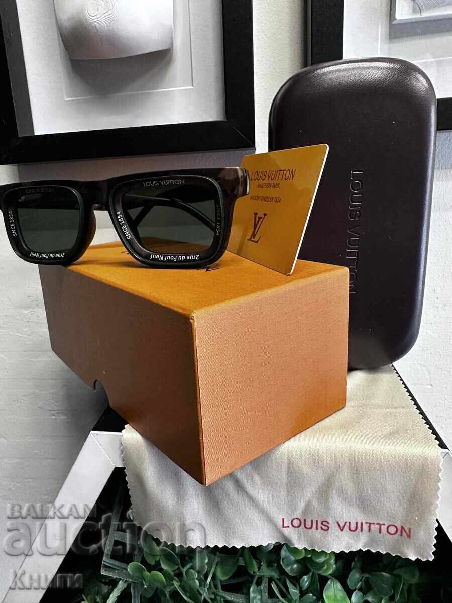 Delivery of Louis Vuitton sunglasses Delivery of Louis Vuitton sunglasses