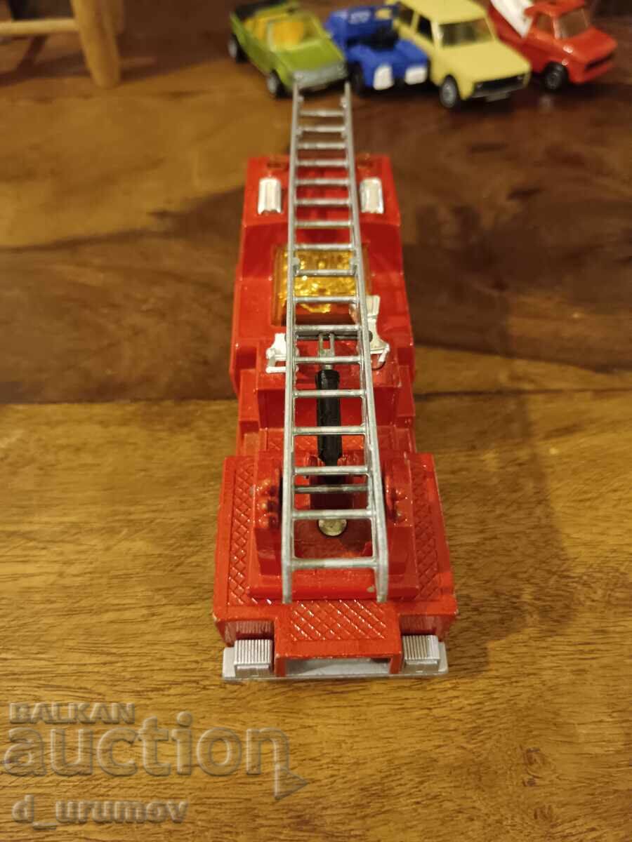 Μεταλλικό πυροσβεστικό Matchbox - 5