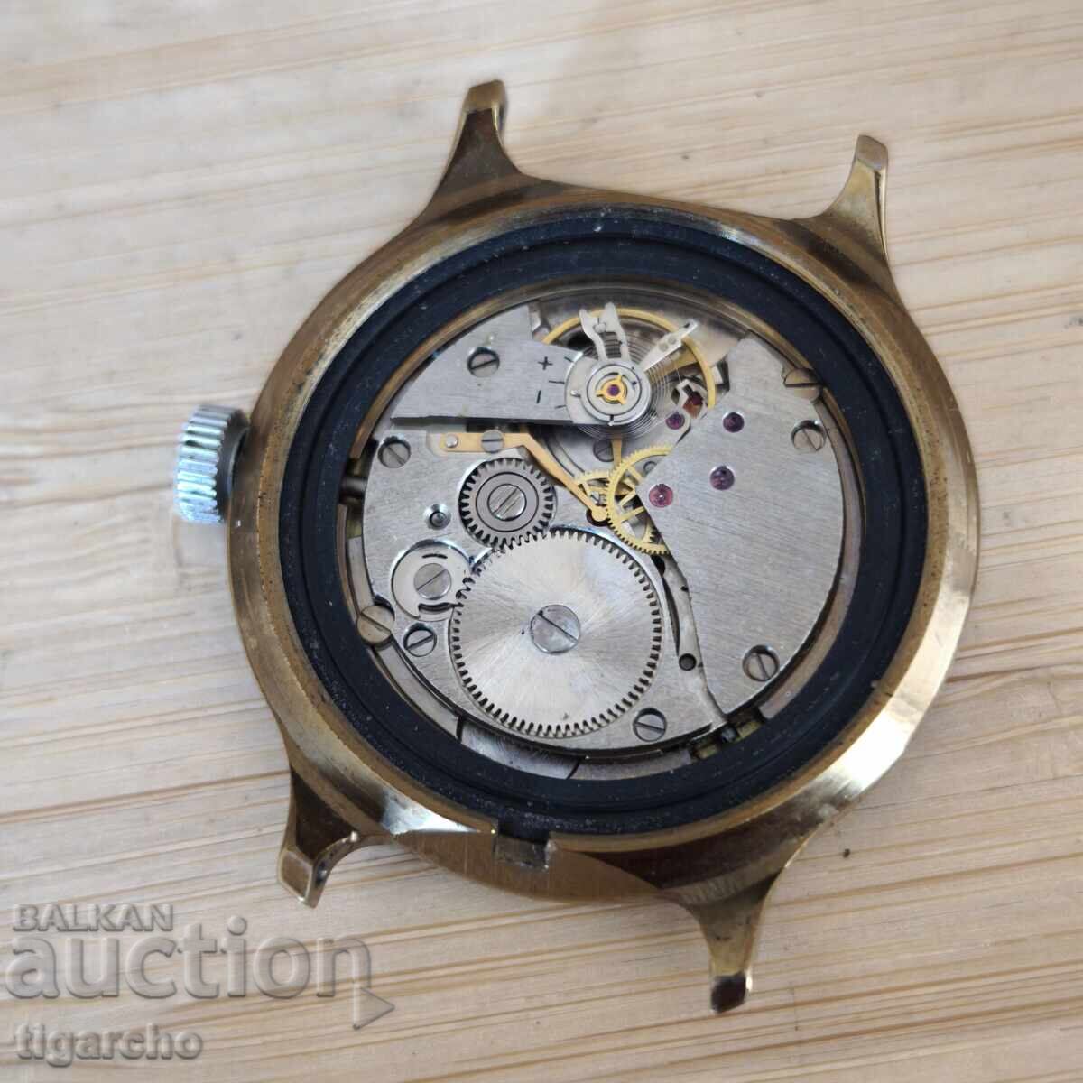 Доставка на Часовник Восток