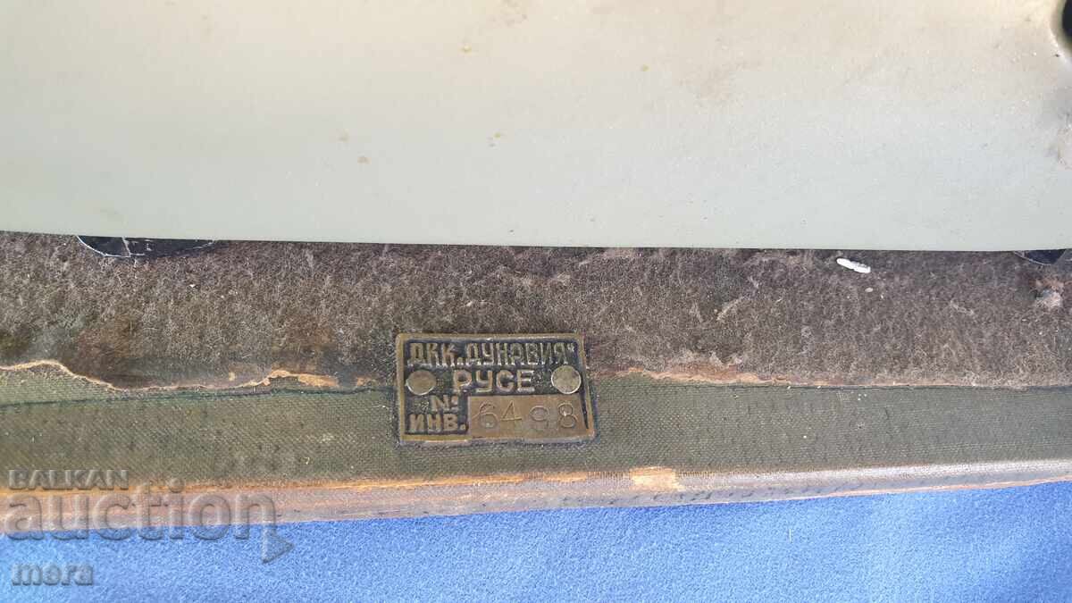 Mașină de scris veche, cu caractere chirilice - 7