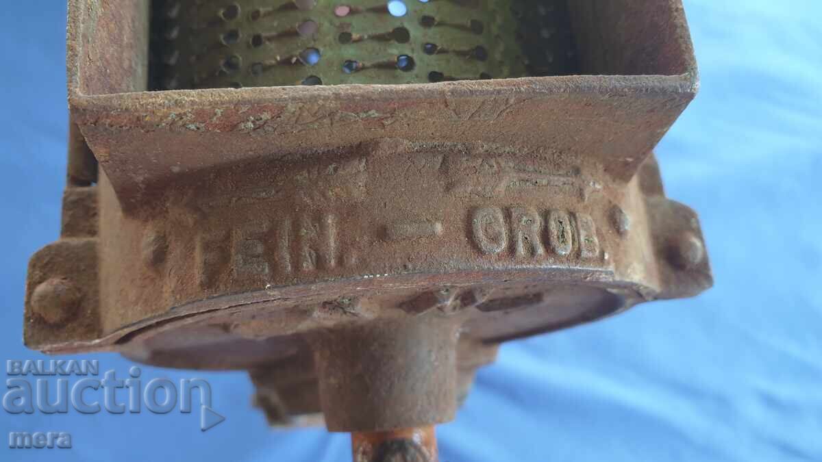 Παλιά μηχανή άλεσης σπόρων και λαχανικών - 7 Παλιά μηχανή άλεσης σπόρων και λαχανικών - 7