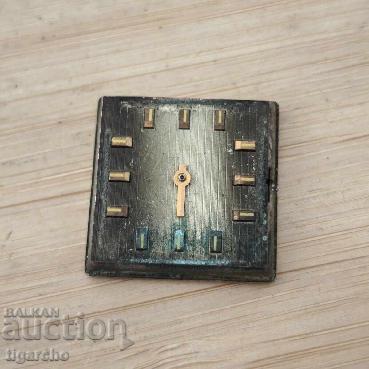 Luch Men's Watch Movement with price 10.00 BGN | € 5.11