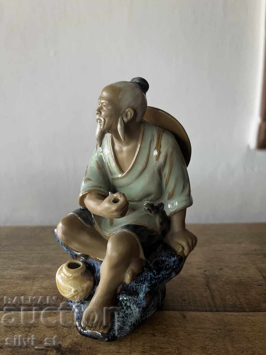 Chinese Ceramics: Shiwan Clay Figure Fisherman with price 35.00 BGN | € 17.90 Chinese Ceramics: Shiwan Clay Figure Fisherman with price 35.00 BGN | € 17.90