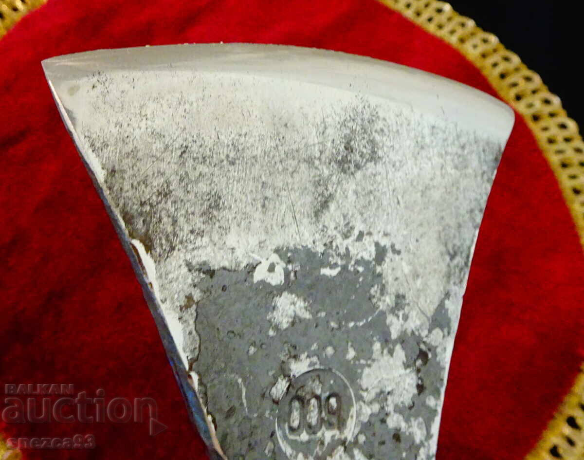 Delivery of German axe, hatchet 0.600 kg., handle Delivery of German axe, hatchet 0.600 kg., handle