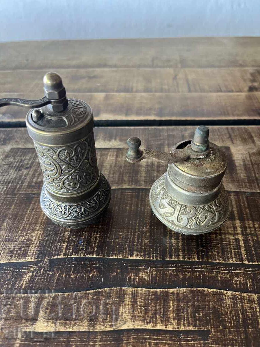 Brass pepper mills / engraved - 5