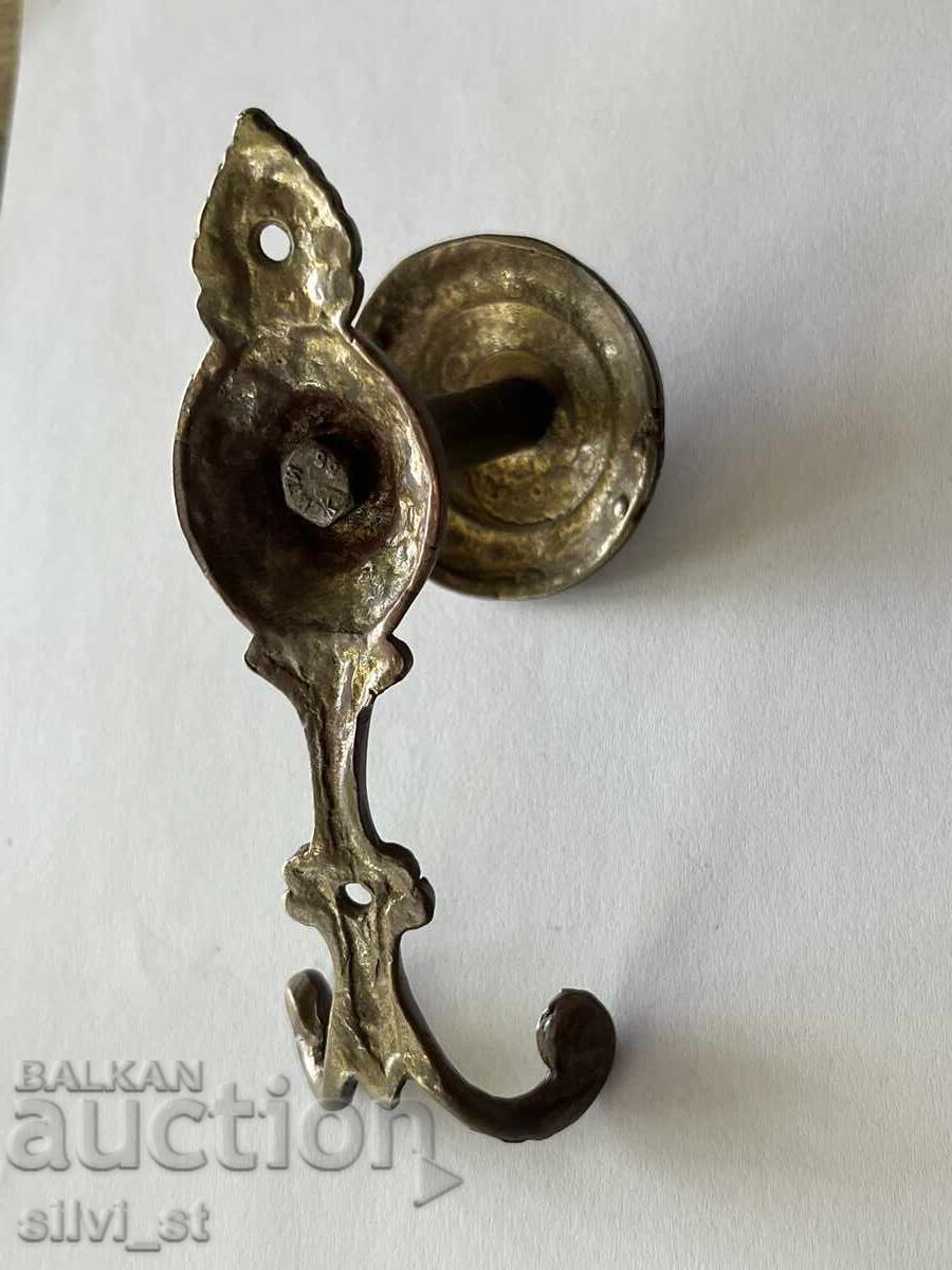 Auction Brass hanger Auction Brass hanger