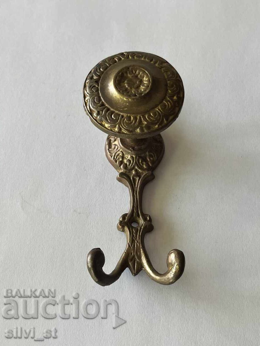 Delivery of Brass hanger Delivery of Brass hanger