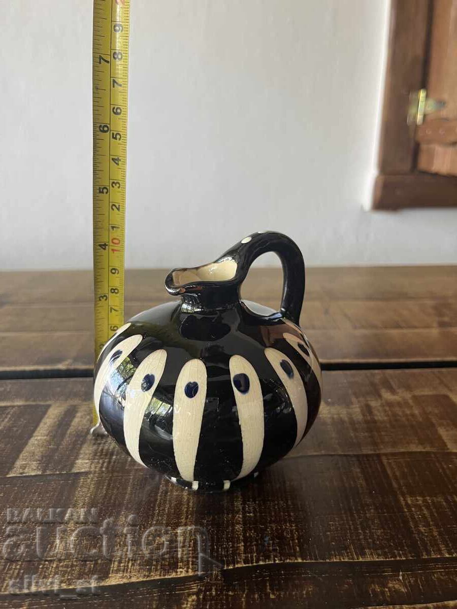 Auction Ceramic jug Auction Ceramic jug