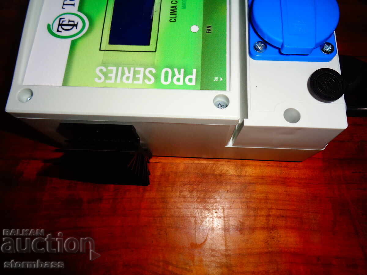 Delivery of TechCrow Climate Control 7A Controller