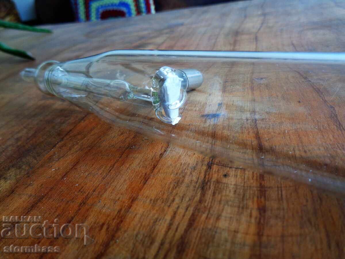 Καθοδική λυχνία (CRT) με τιμή 10.00 BGN | € 5.11