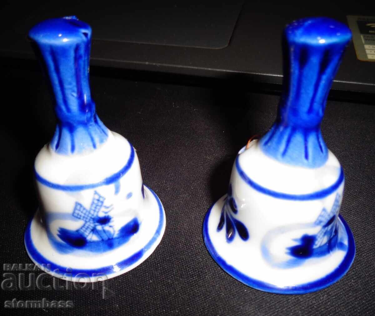 Delivery of Lot of two porcelain bells