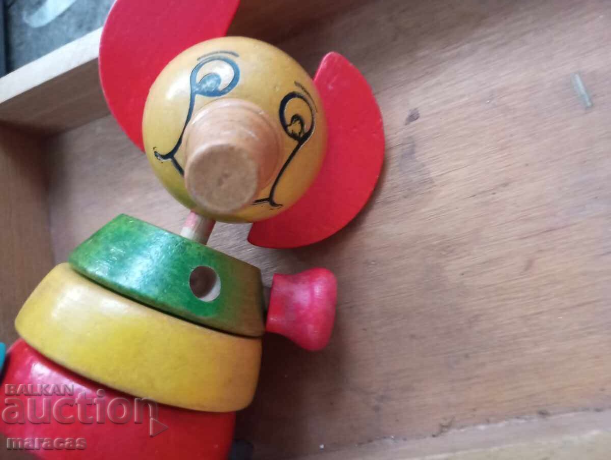 Licitație Jucării vechi pentru copii