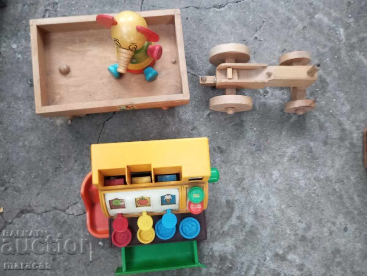 Jucării vechi pentru copii