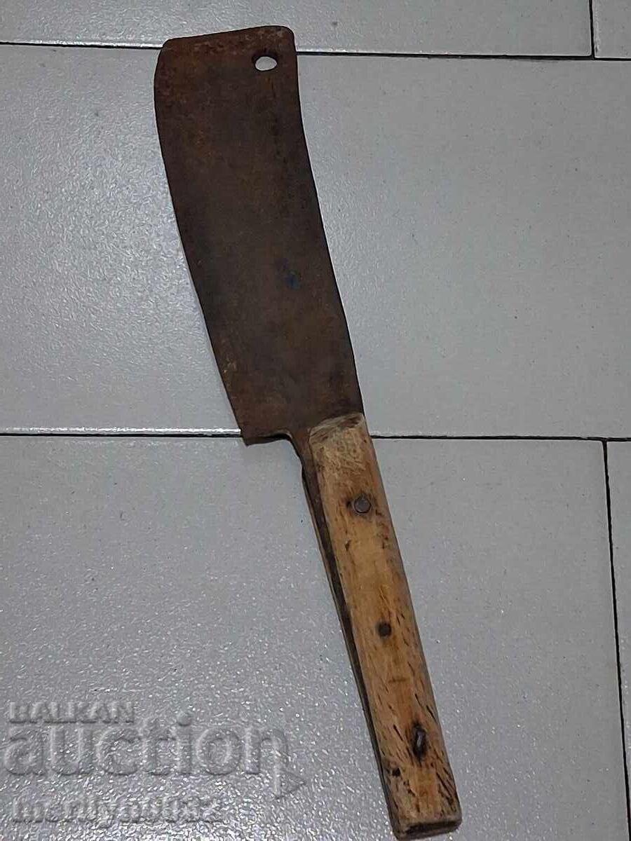 Σάτυρος, τσεκούρι, μαχαίρι, σφυρήλατο σίδερο Σάτυρος, τσεκούρι, μαχαίρι, σφυρήλατο σίδερο