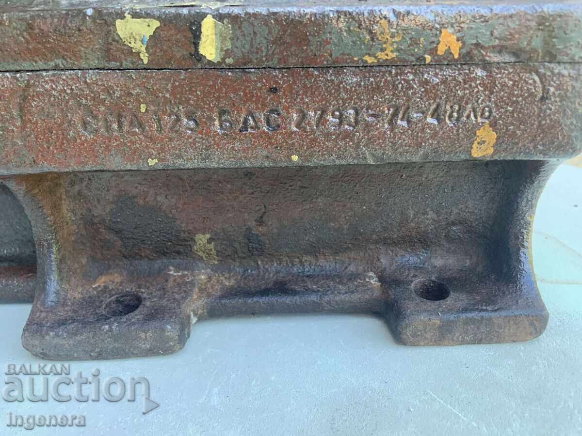 МЕНГЕМЕ ГОЛЯМО БЪЛГАРИЯ ОРЯХОВО ЧУГУН МАРКИРАН ИНСТРУМЕНТ - 6