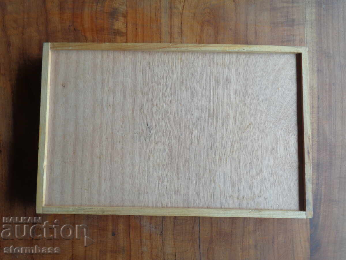 Аукцион Табла за сервиране Гърция