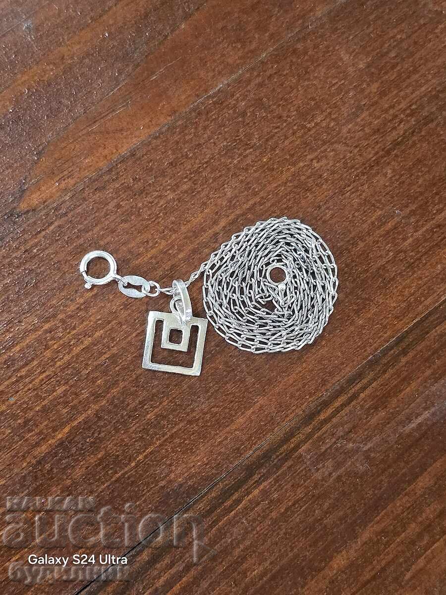 Silver chain with pendant. 49cm. I'm listing over 100 auctions with price 22.99 BGN | € 11.75 Silver chain with pendant. 49cm. I'm listing over 100 auctions with price 22.99 BGN | € 11.75