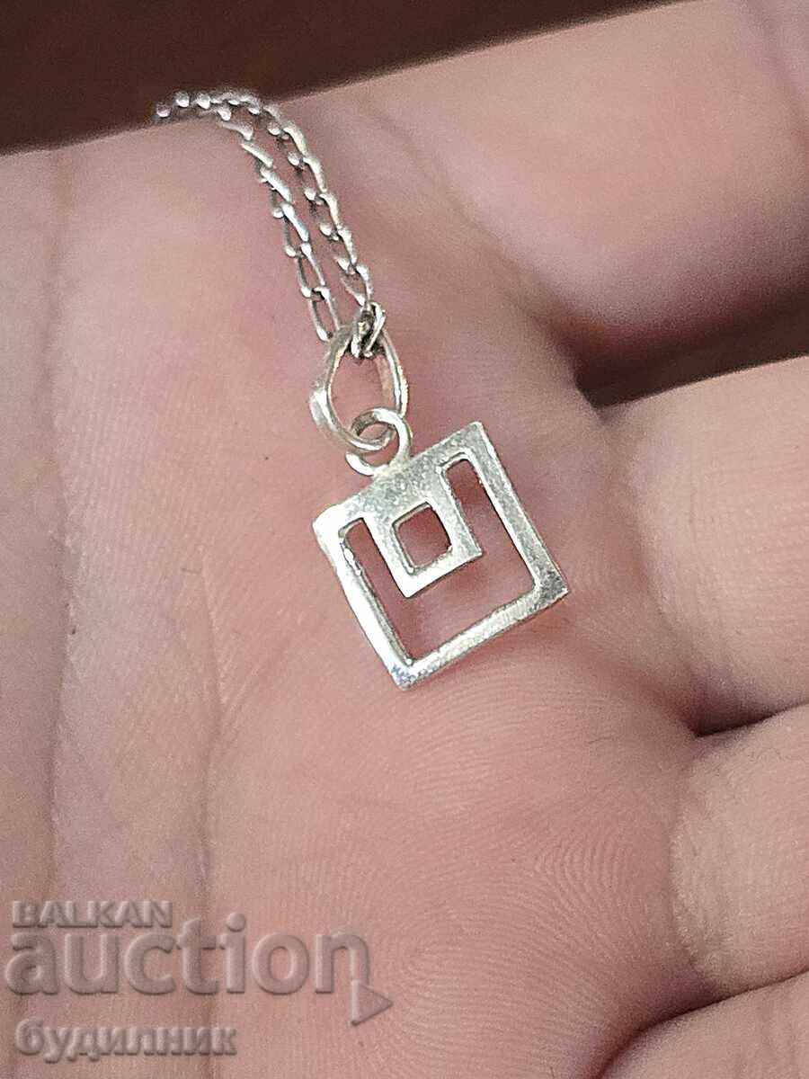 Auction Silver chain with pendant. 49cm. I'm listing over 100 auctions Auction Silver chain with pendant. 49cm. I'm listing over 100 auctions