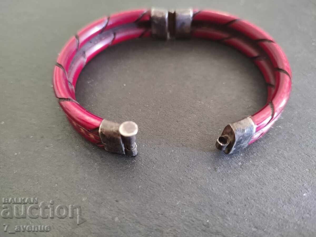 Γκριβνά κοσμήματα, κόκαλο και μέταλλο, 70s, 10.08.2025 - 5 Γκριβνά κοσμήματα, κόκαλο και μέταλλο, 70s, 10.08.2025 - 5