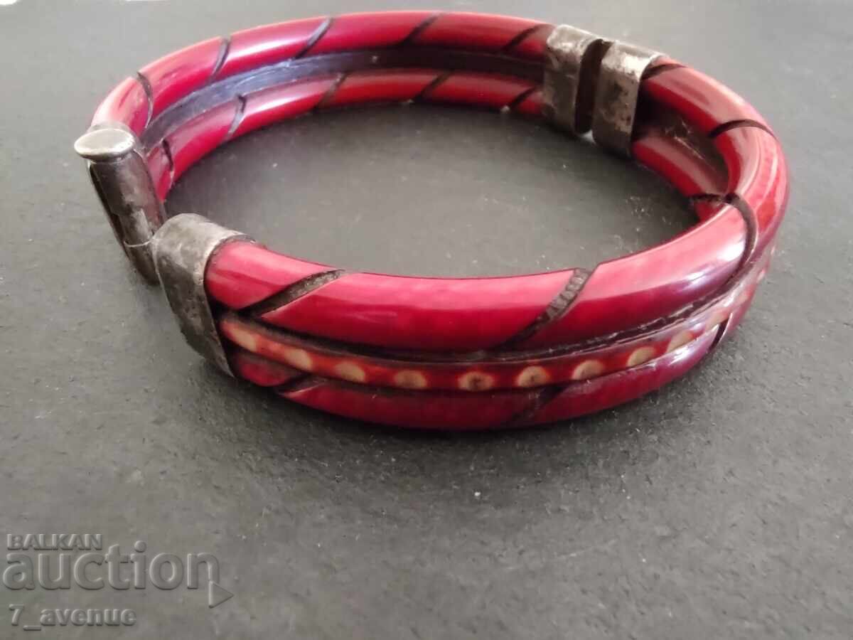 Γκριβνά κοσμήματα, κόκαλο και μέταλλο, 70s, 10.08.2025 - 7 Γκριβνά κοσμήματα, κόκαλο και μέταλλο, 70s, 10.08.2025 - 7