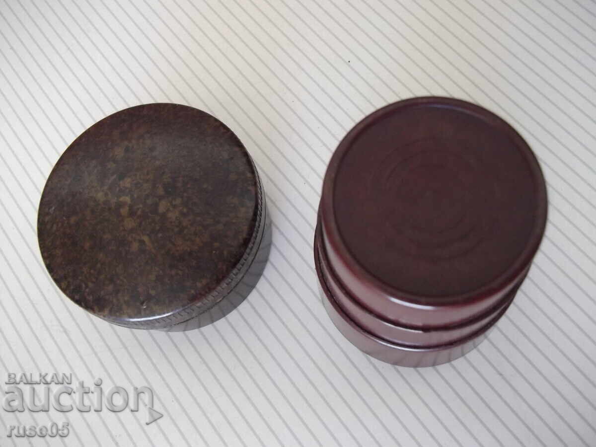 Аукцион Чаша бакелитова от три сектора сгъваема от ранния соц Аукцион Чаша бакелитова от три сектора сгъваема от ранния соц