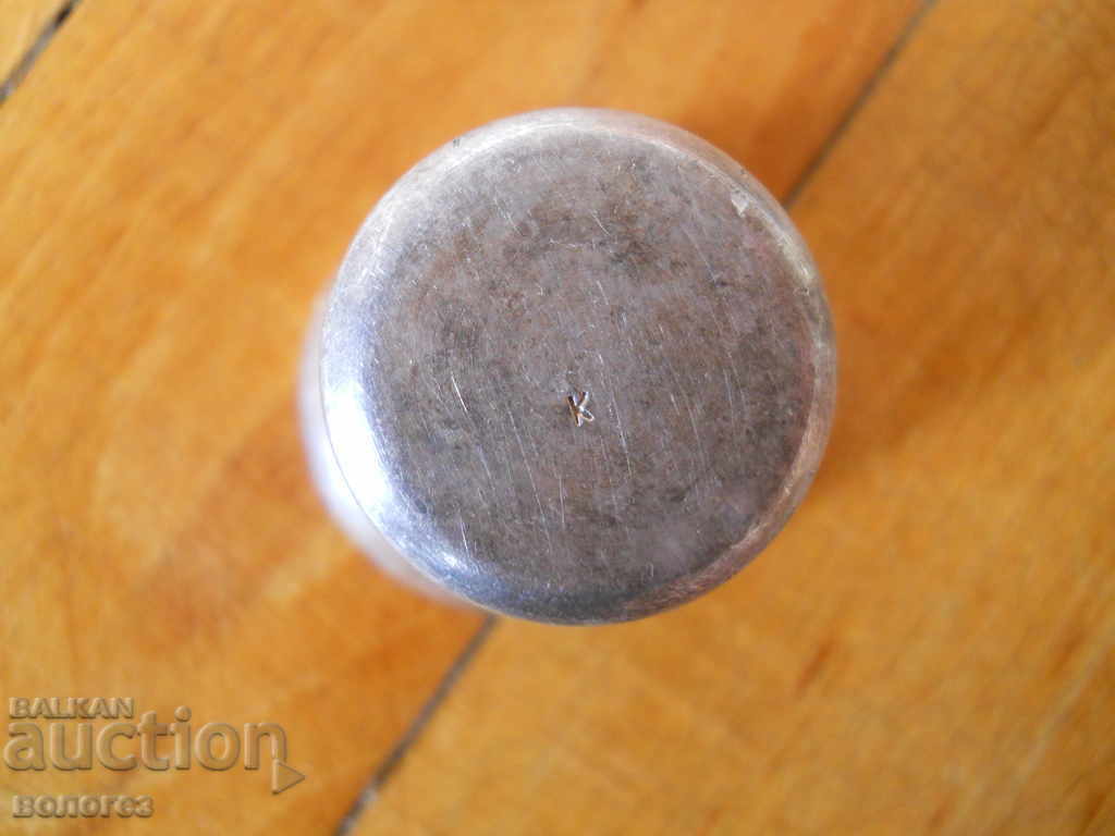 Set de argintărie veche (pahare pentru rachiu și tavă) - URSS - 5 Set de argintărie veche (pahare pentru rachiu și tavă) - URSS - 5