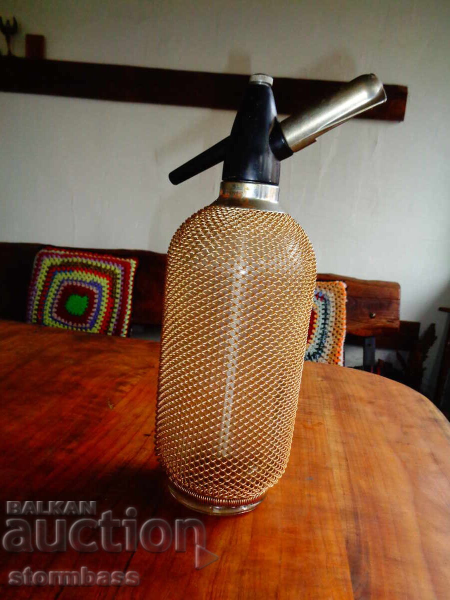 Παλιό σιφόνι για ανθρακούχο νερό σοσιαλιστικό