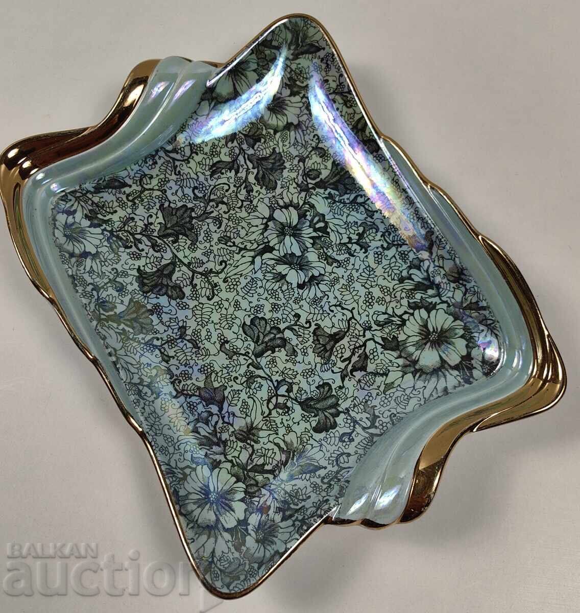 ΟΜΟΡΦΟ ΠΟΡΣΕΛΑΝΙΝΟ ΑΓΓΛΙΚΟ ΠΙΑΤΟ ΜΕ ΥΓΙΕΣ ΣΚΑΣΙΜΟ ΛΑΚΑΣ με τιμή 29.00 BGN | € 14.83