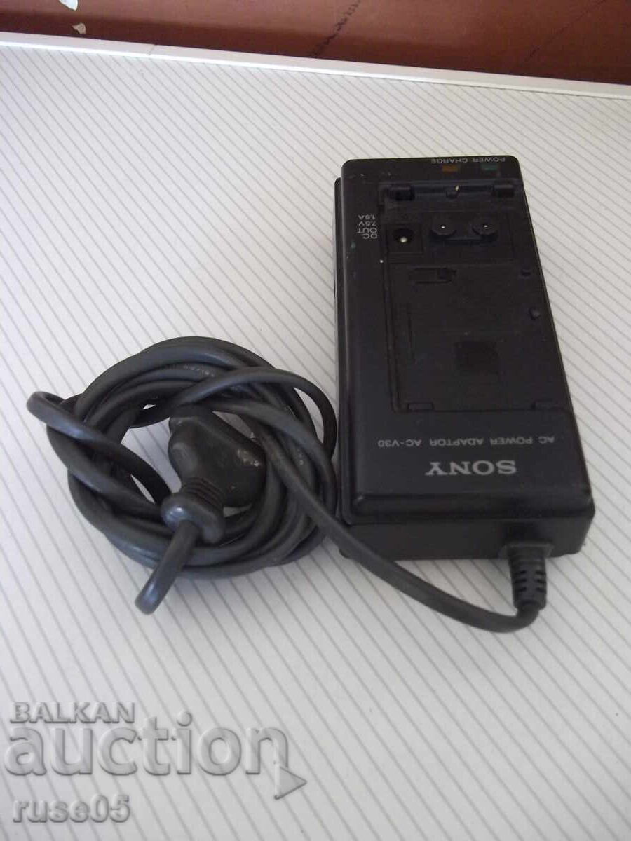 Доставка на Зарядно устройство "SONY - AC-V30" - 2