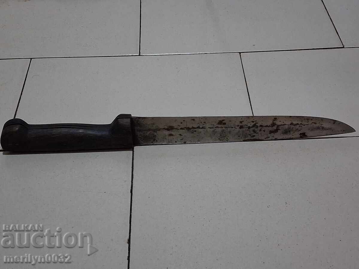 Auction  Old hand-forged butcher knife dagger fist