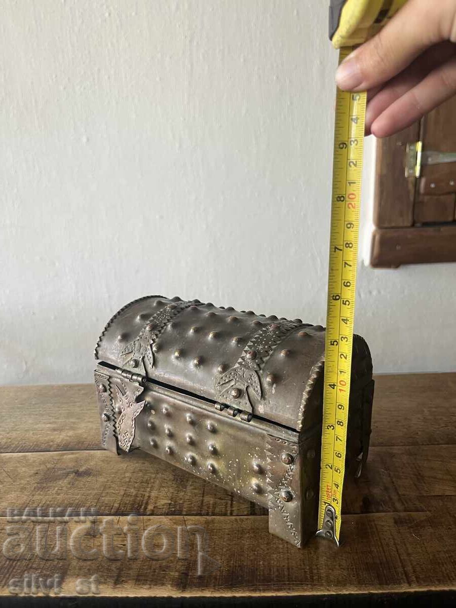 Auction Old Copper Jewelry Box Auction Old Copper Jewelry Box