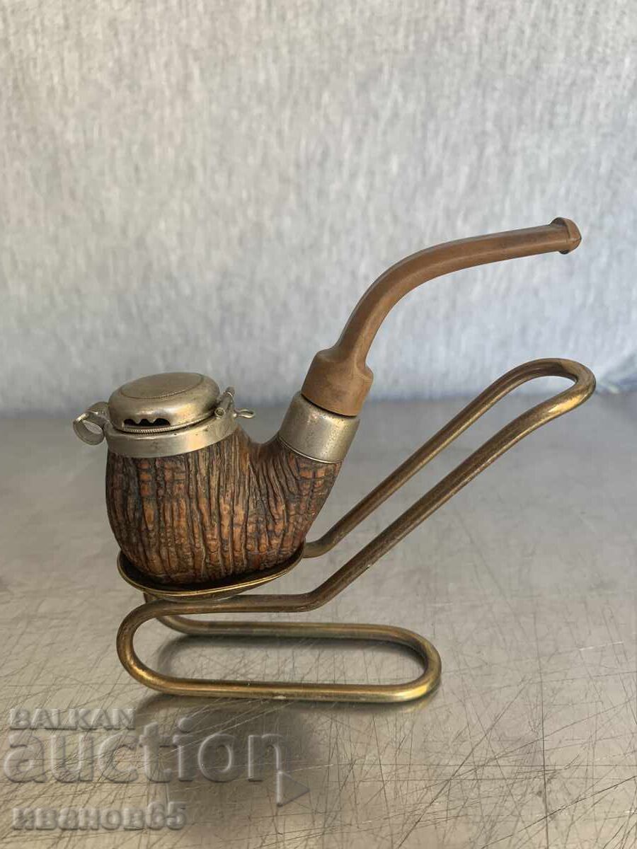 an old pipe with price 40.00 BGN | € 20.45